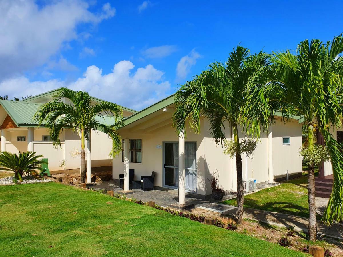 Le Uaina Beach Resort Faleapuna Exterior foto